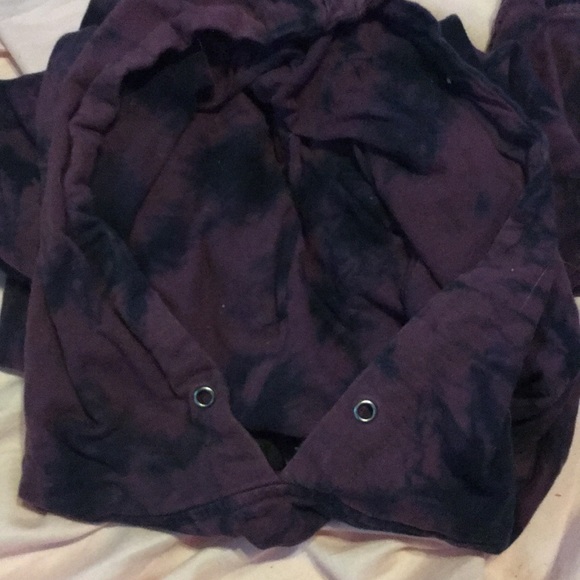 tie dye cropped hoodie - Picture 2 of 4